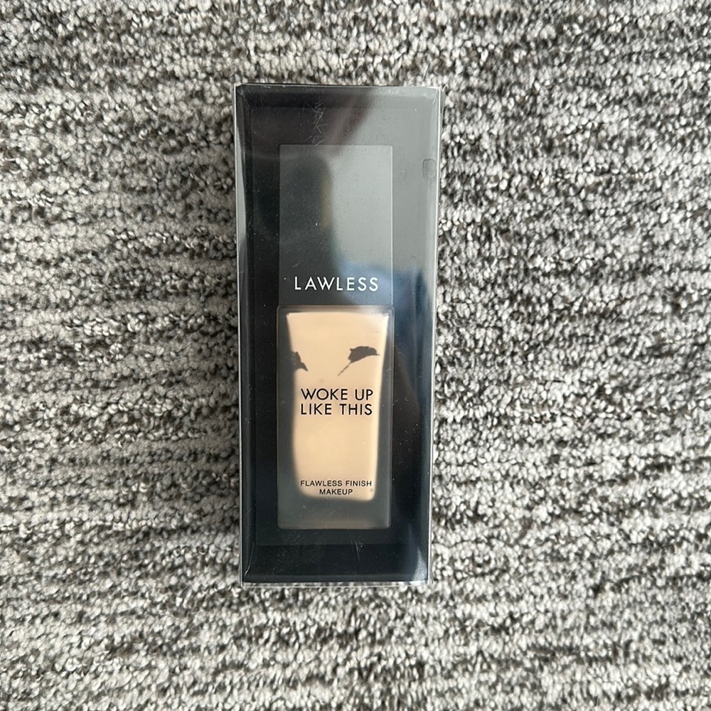 Brand new LAWLESS Woke Up Like This Flawless Finish Foundation in Kalahari